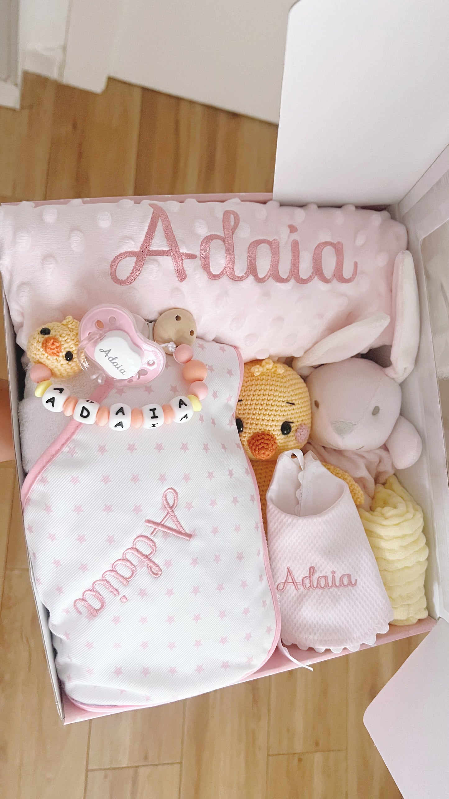 Canastilla Pollito Rosa (Maxi Pack)