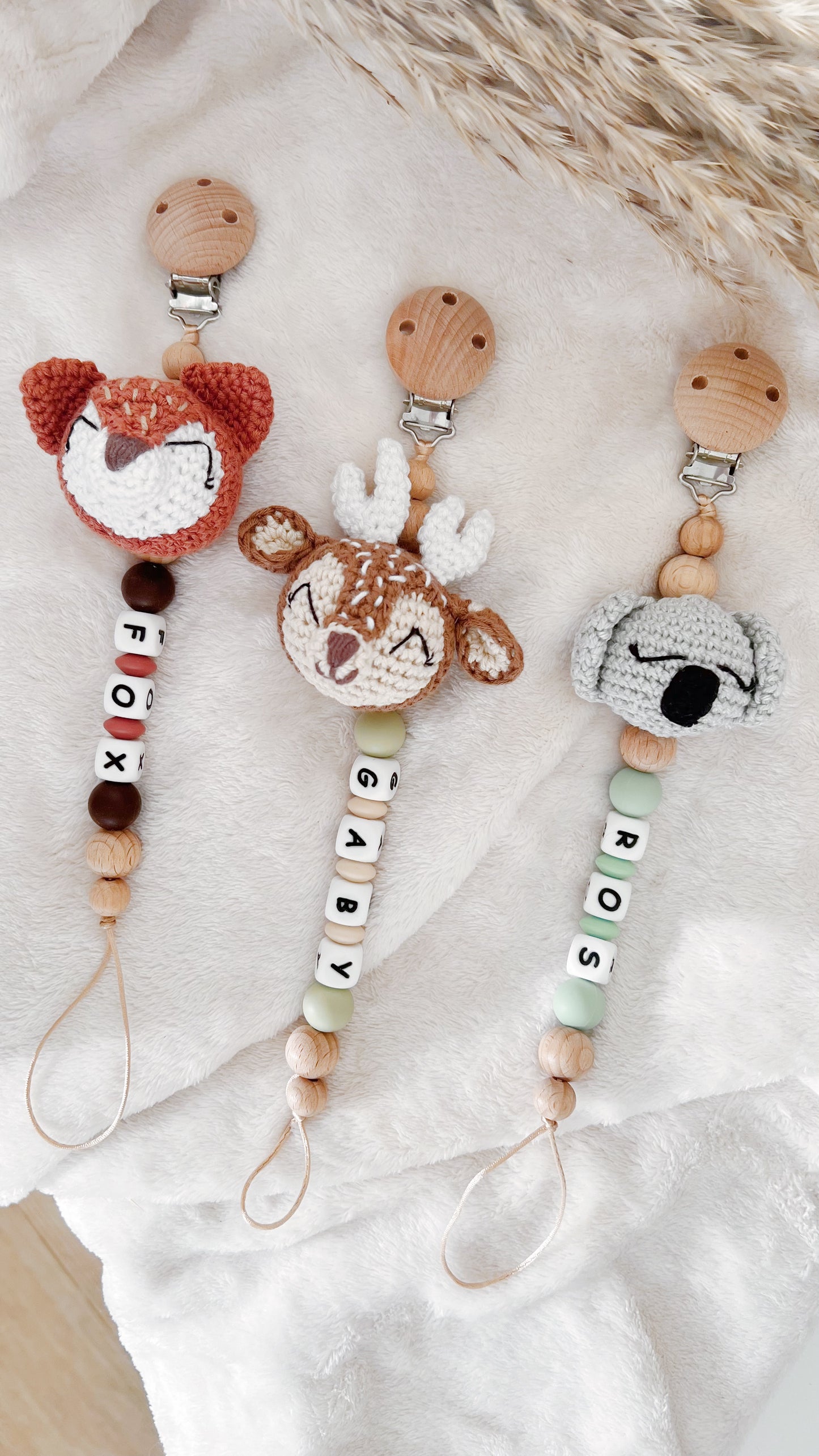 Chupetero Personalizado Fauna Crochet (modelo a elegir)
