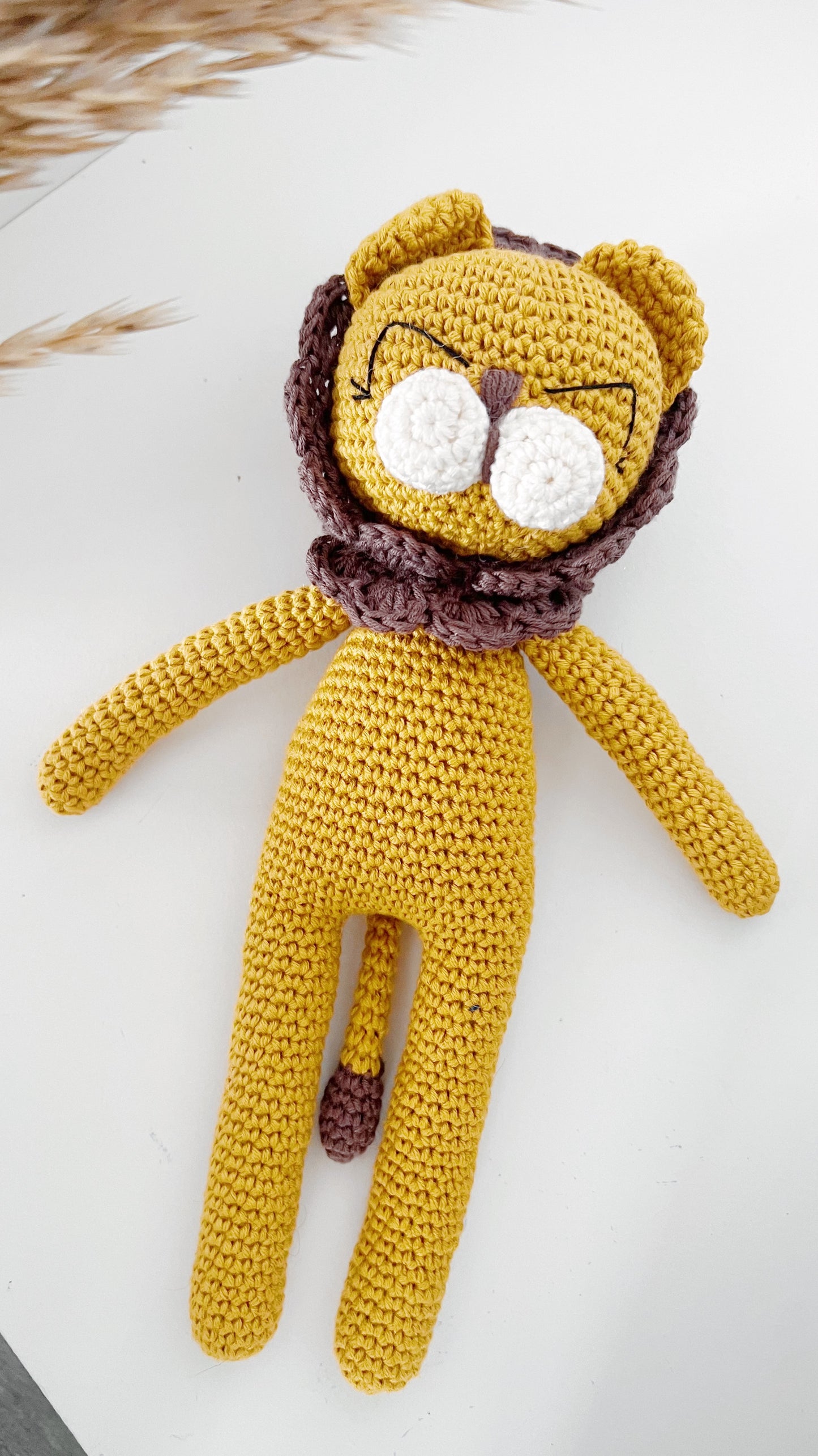 Muñeco de apego Leo