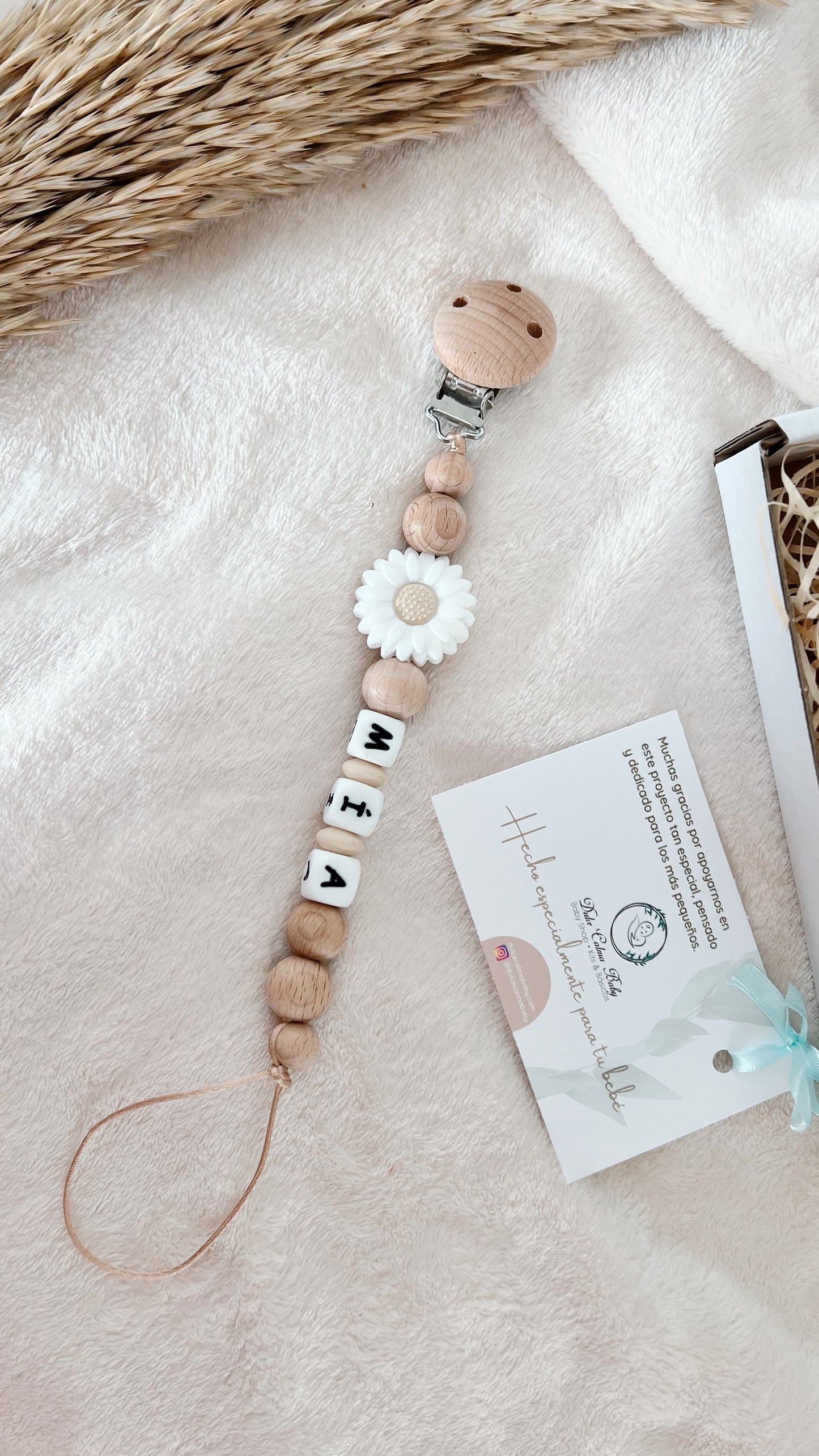 Chupetero personalizado Jazmín (Madera)