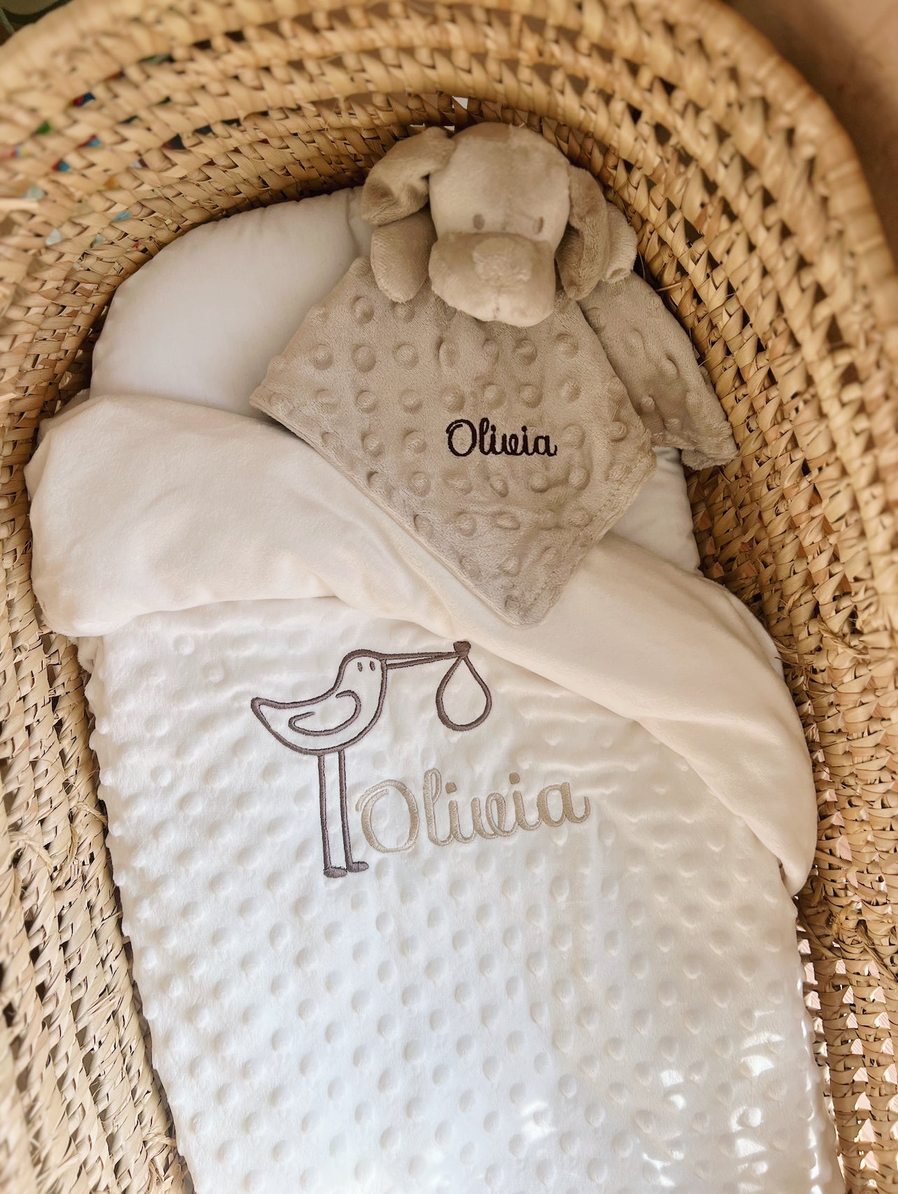 Manta Personalizada con nombre bordado