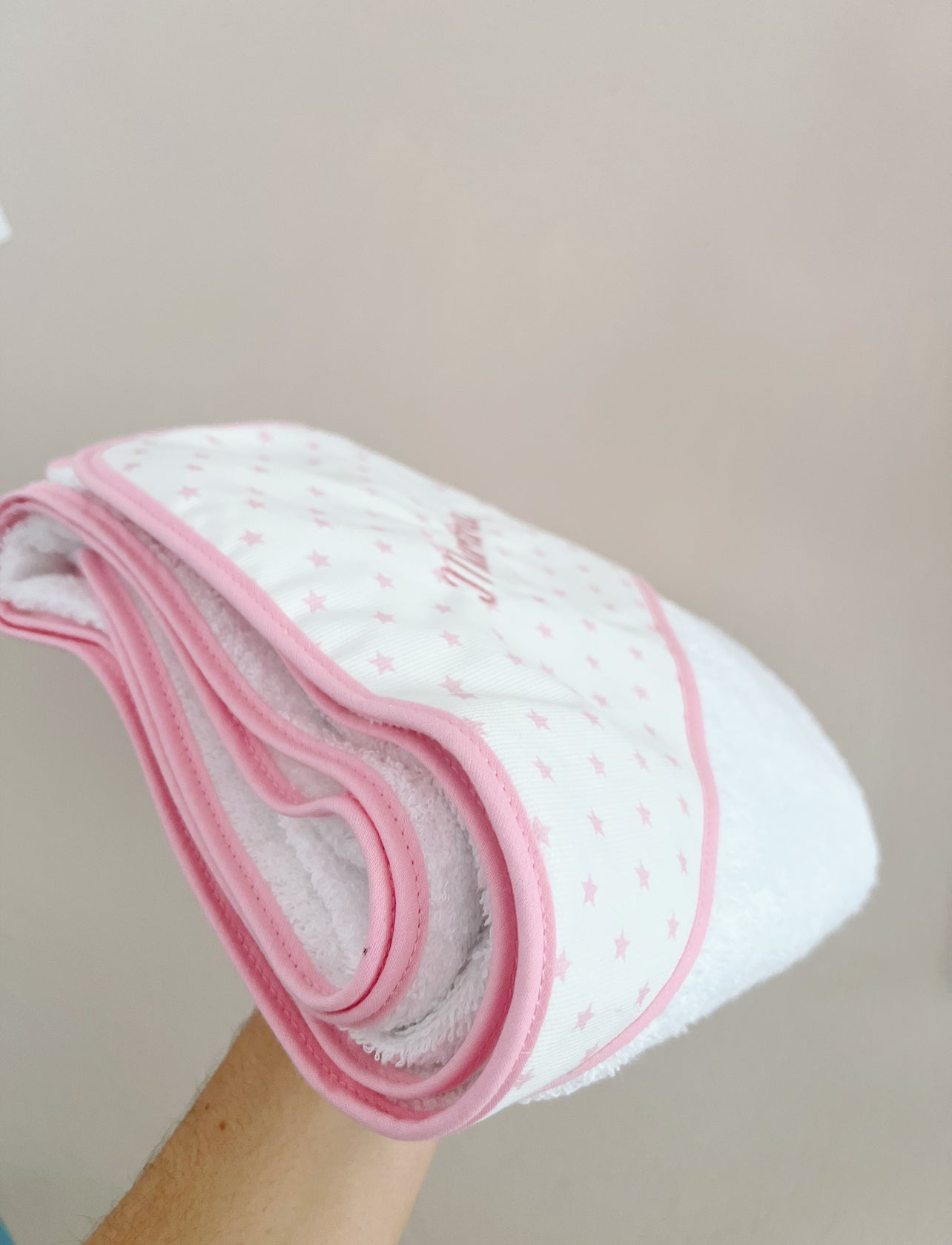 Capa de baño Personalizada - Nombre bordado (varios modelos)