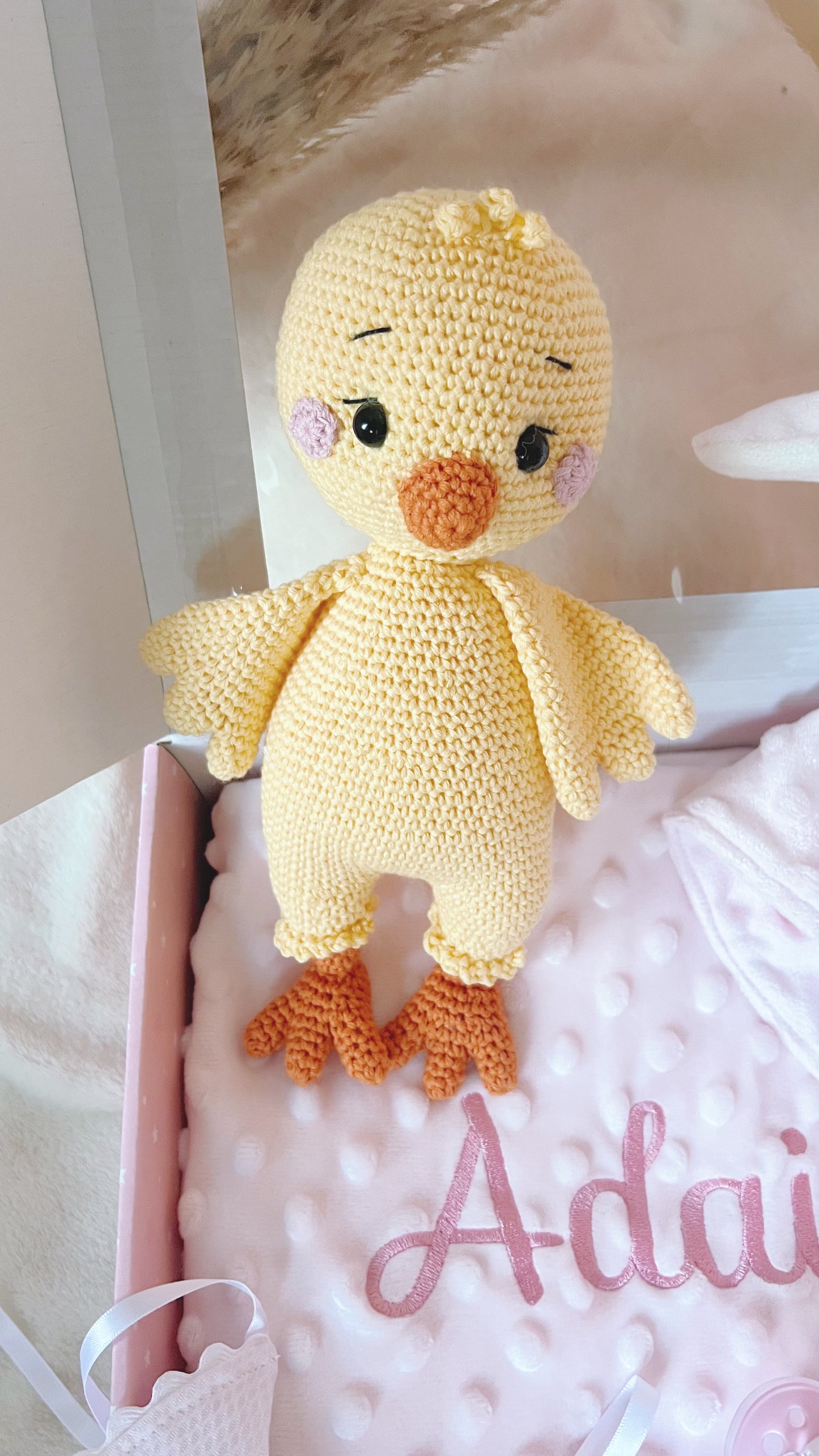Muñeco de apego Pollito