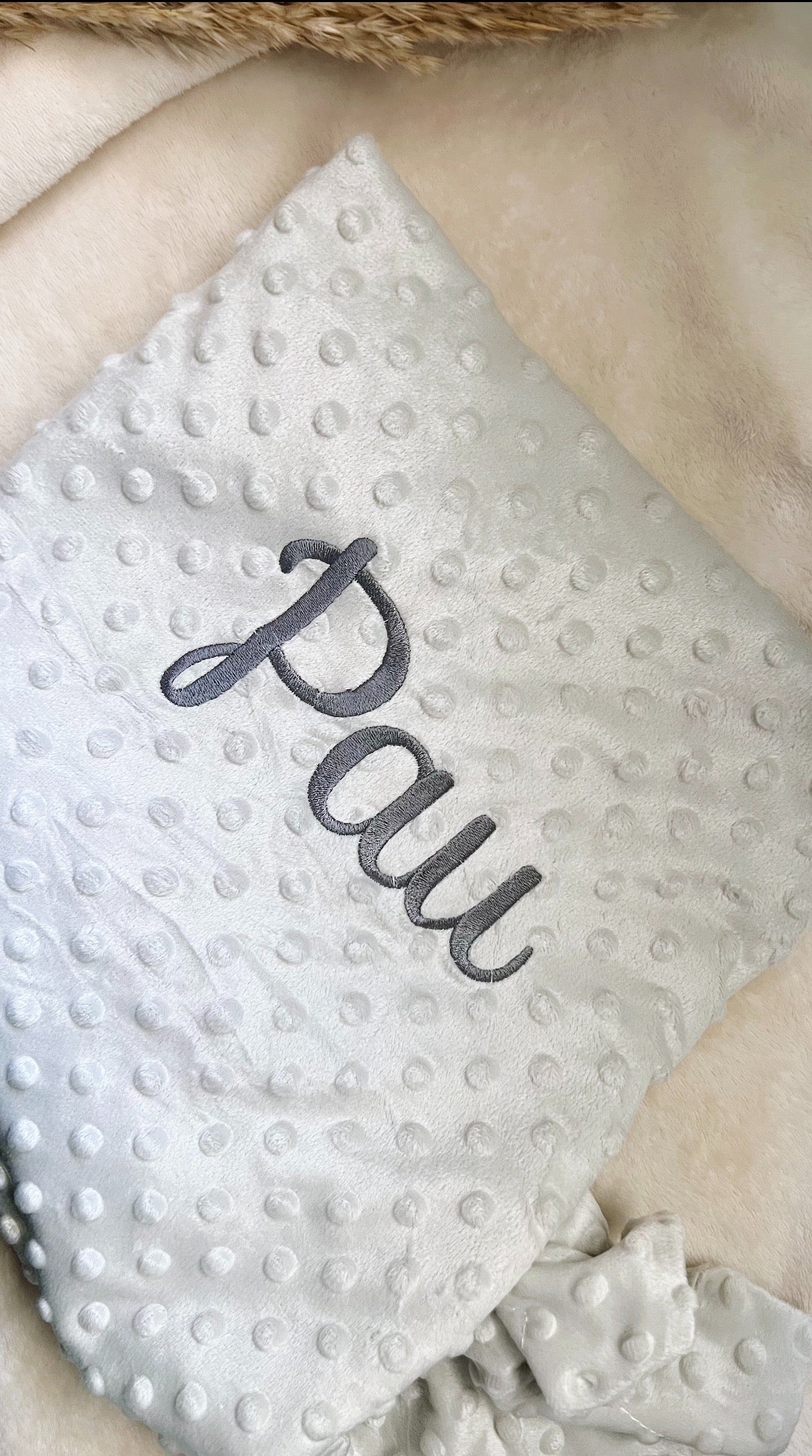 Manta Personalizada con nombre bordado