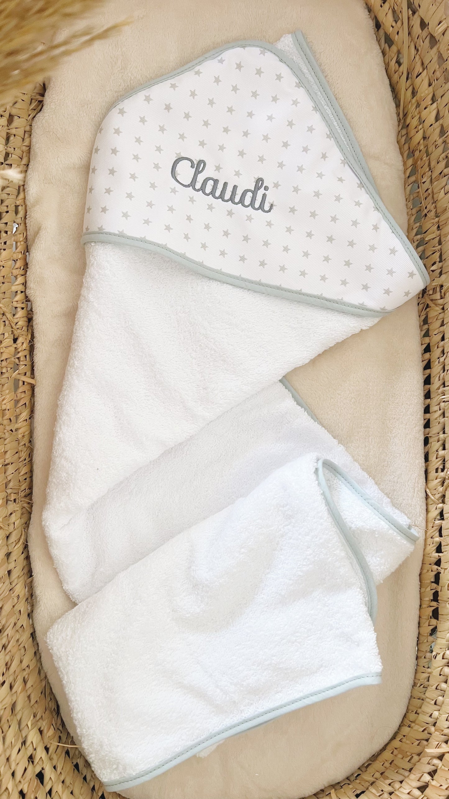 Capa de baño Personalizada - Nombre bordado (varios modelos)